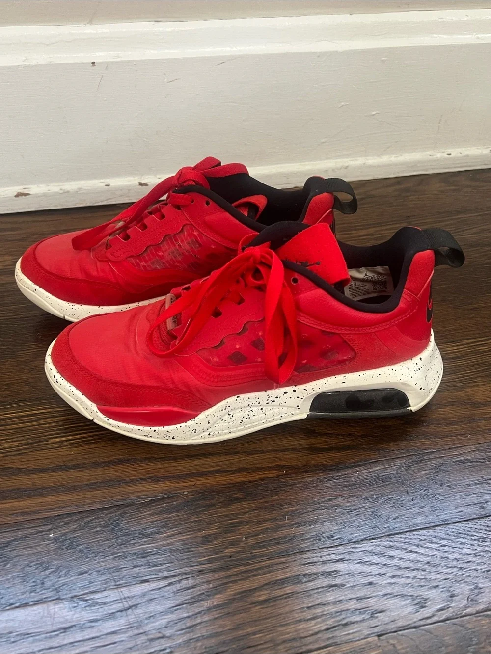 Men’s Red Jordan Max 200 sneakers